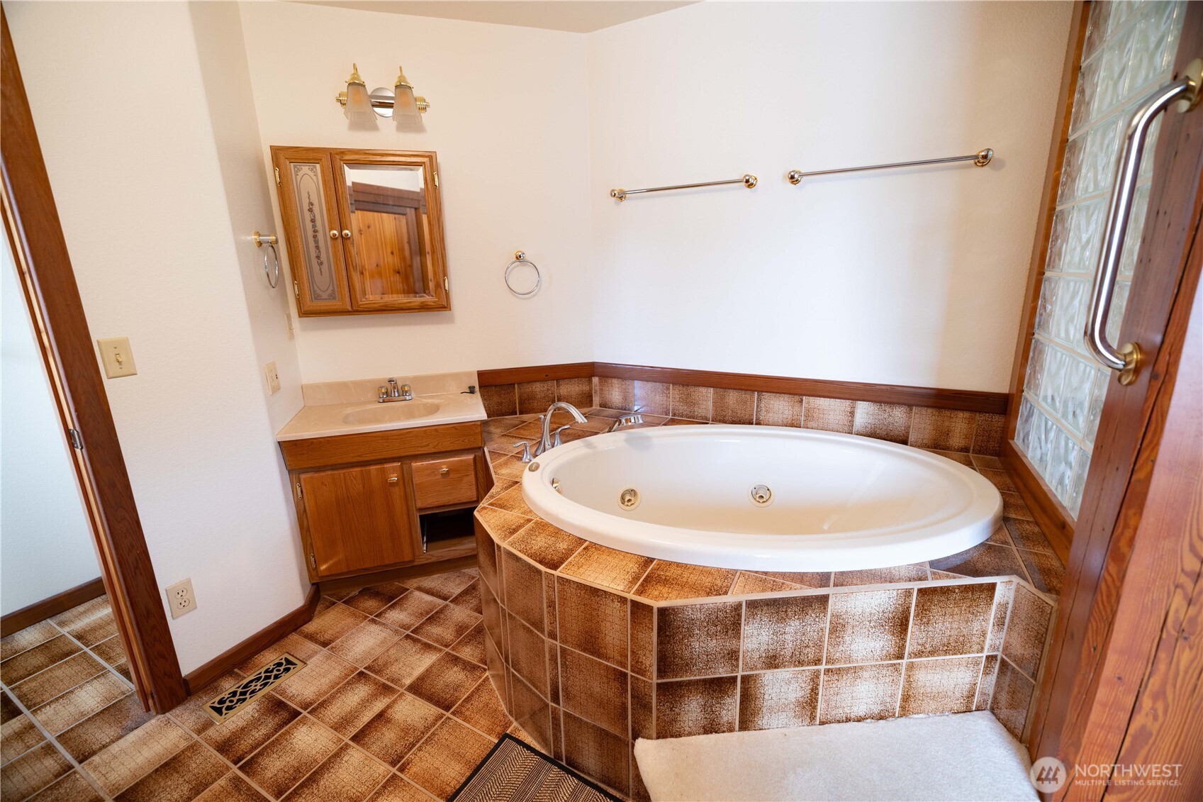 6 Orchard Loop South Tonasket, WA 98855 - Photo 13 of 26