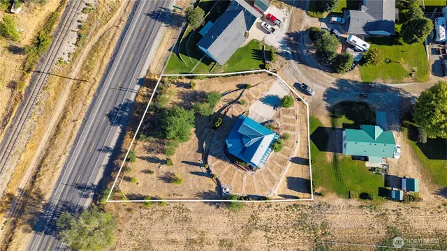 $485,000 | 6 Orchard Loop South, Tonasket, WA 98855