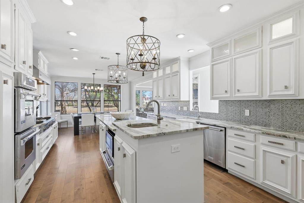 5806 Bent Trail Dallas, TX 75248 - Photo 12 of 32