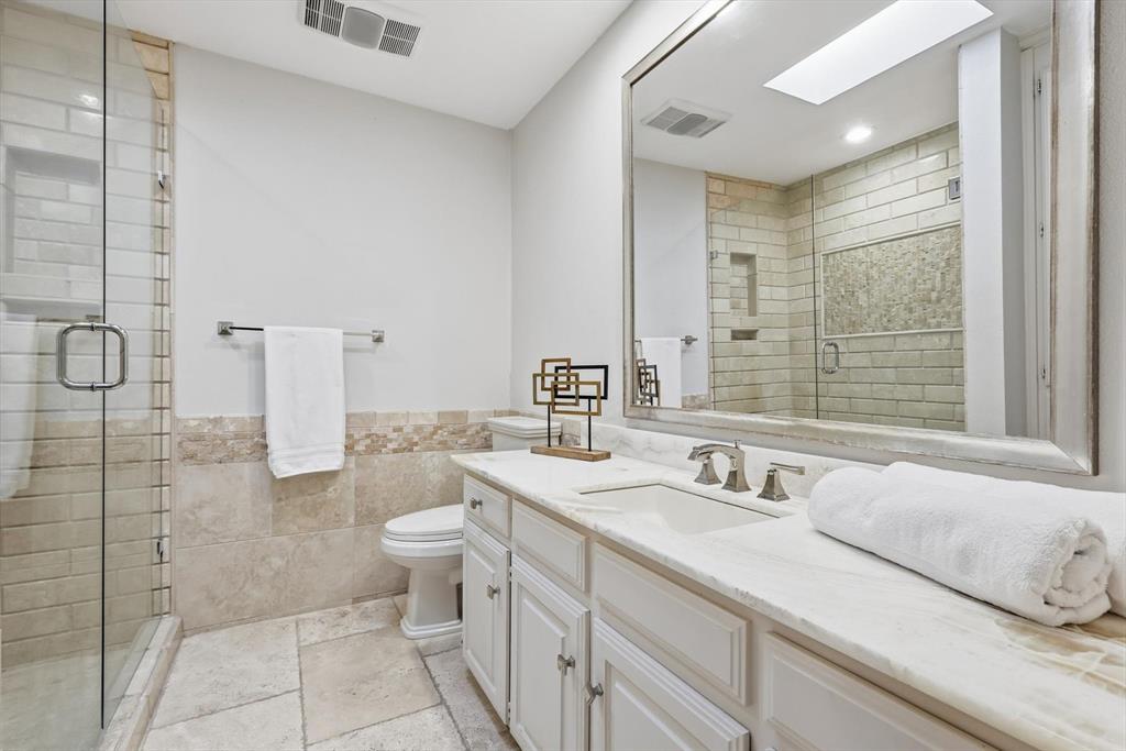 5806 Bent Trail Dallas, TX 75248 - Photo 23 of 32