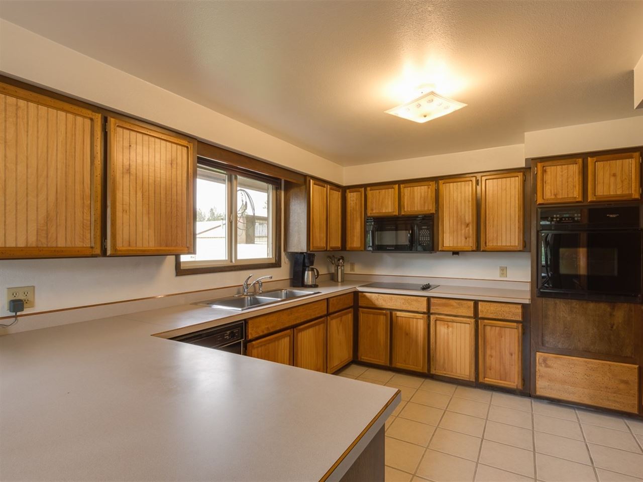 7310 South Carnation Road Spokane, WA 99224 - Photo 5 of 20