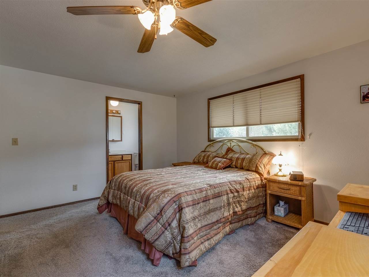 7310 South Carnation Road Spokane, WA 99224 - Photo 7 of 20