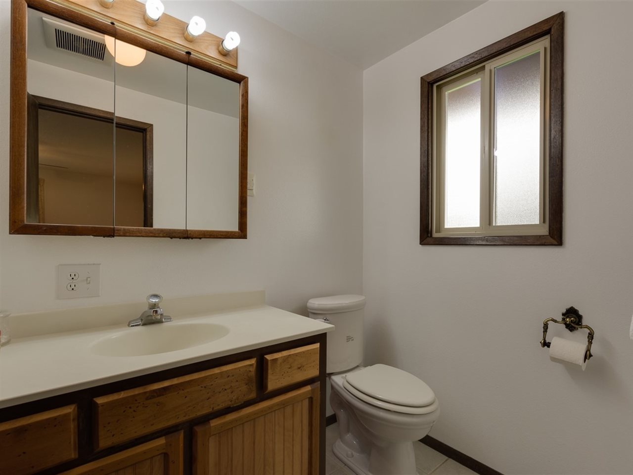 7310 South Carnation Road Spokane, WA 99224 - Photo 8 of 20