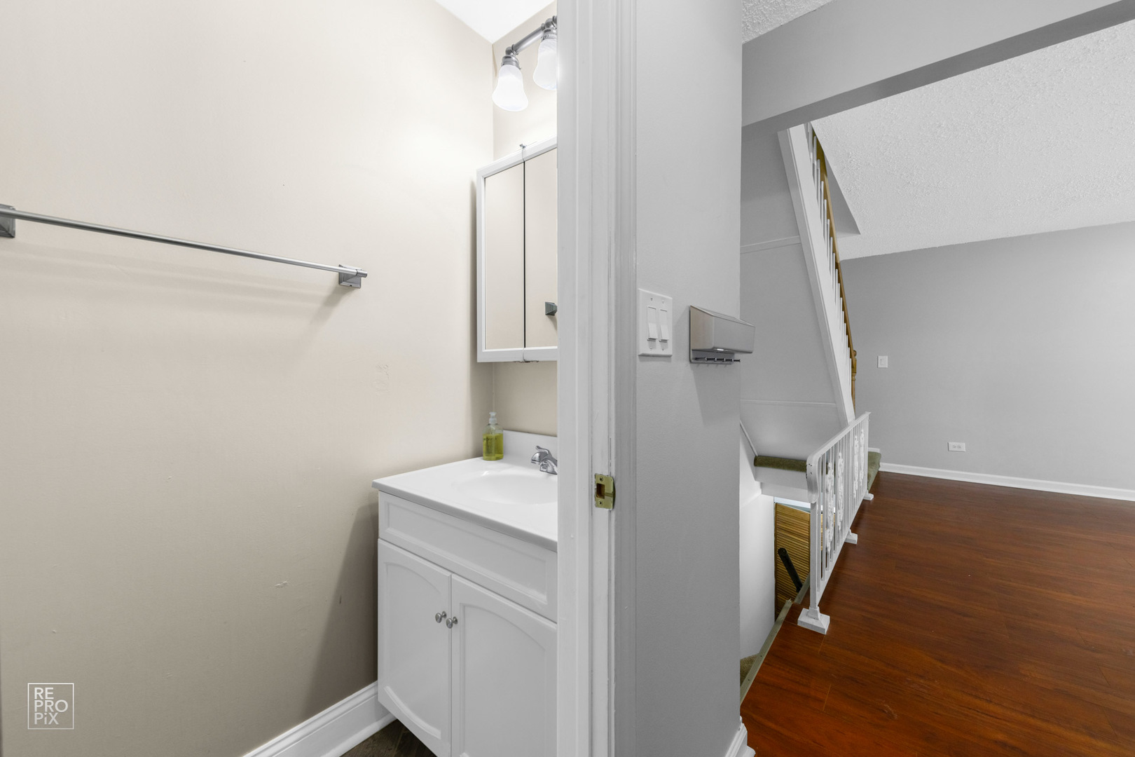 1306 Inverrary Lane, Unit 1306 Deerfield, IL 60015 - Photo 6 of 12
