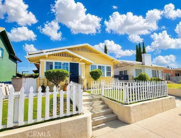 $2,600 | 5109 Meridian Street, Los Angeles, CA 90042