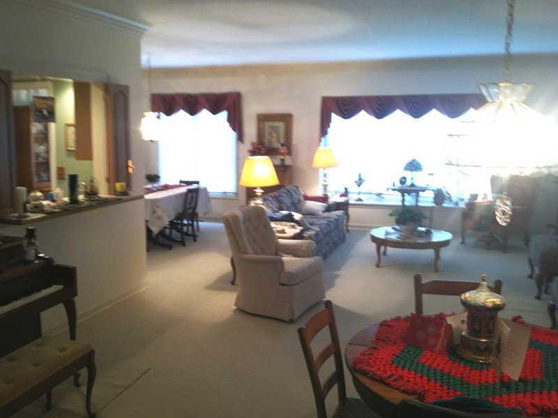 12222 Brompton Road Carmel, IN 46033 - Photo 4 of 17 Gallery Image 4
