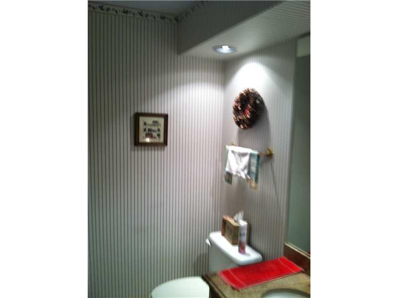 12222 Brompton Road Carmel, IN 46033 - Photo 10 of 17 Gallery Image 10