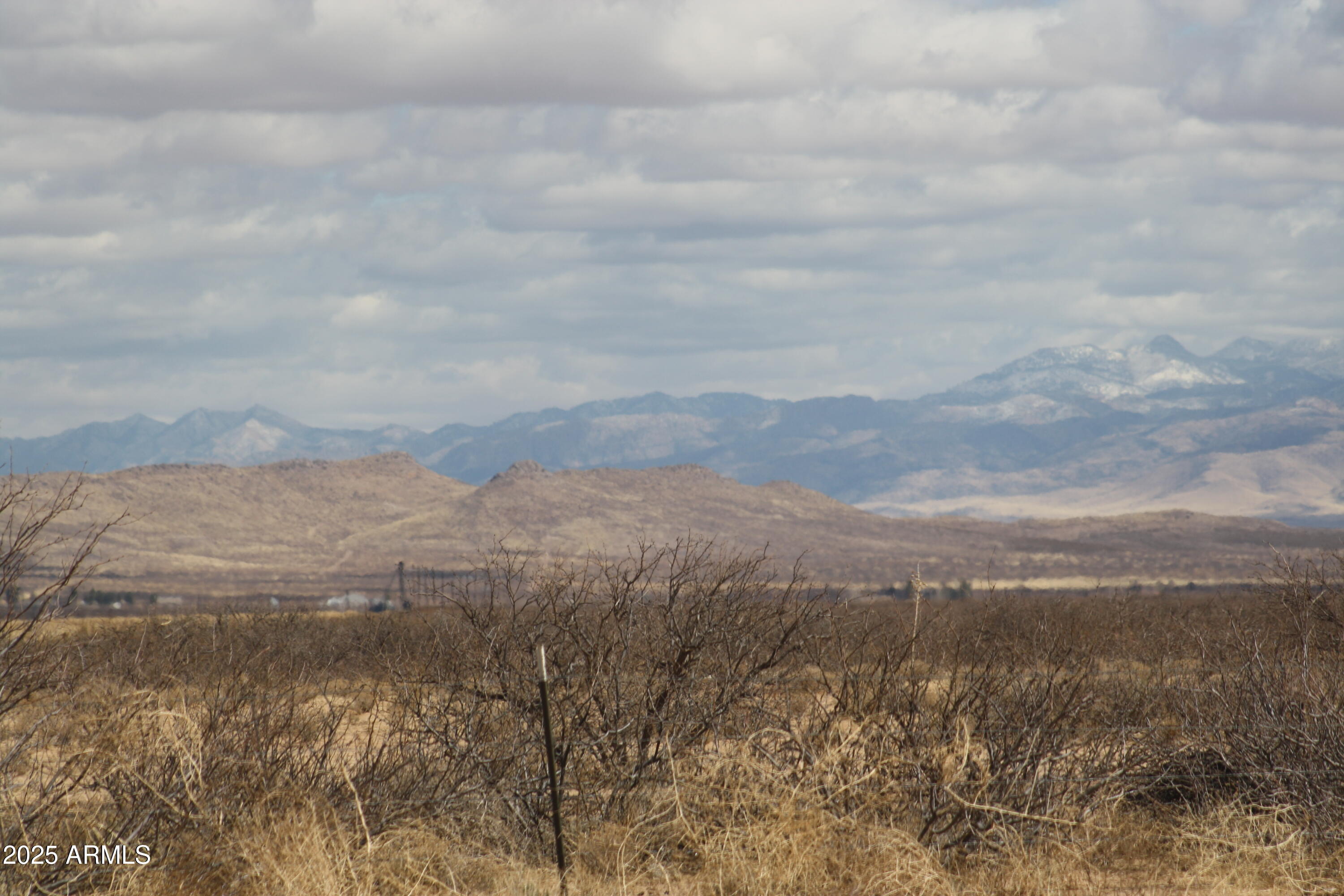 5886 West Howell Road, Unit 13 AND 20 Willcox, AZ 85643 - Photo 11 of 29