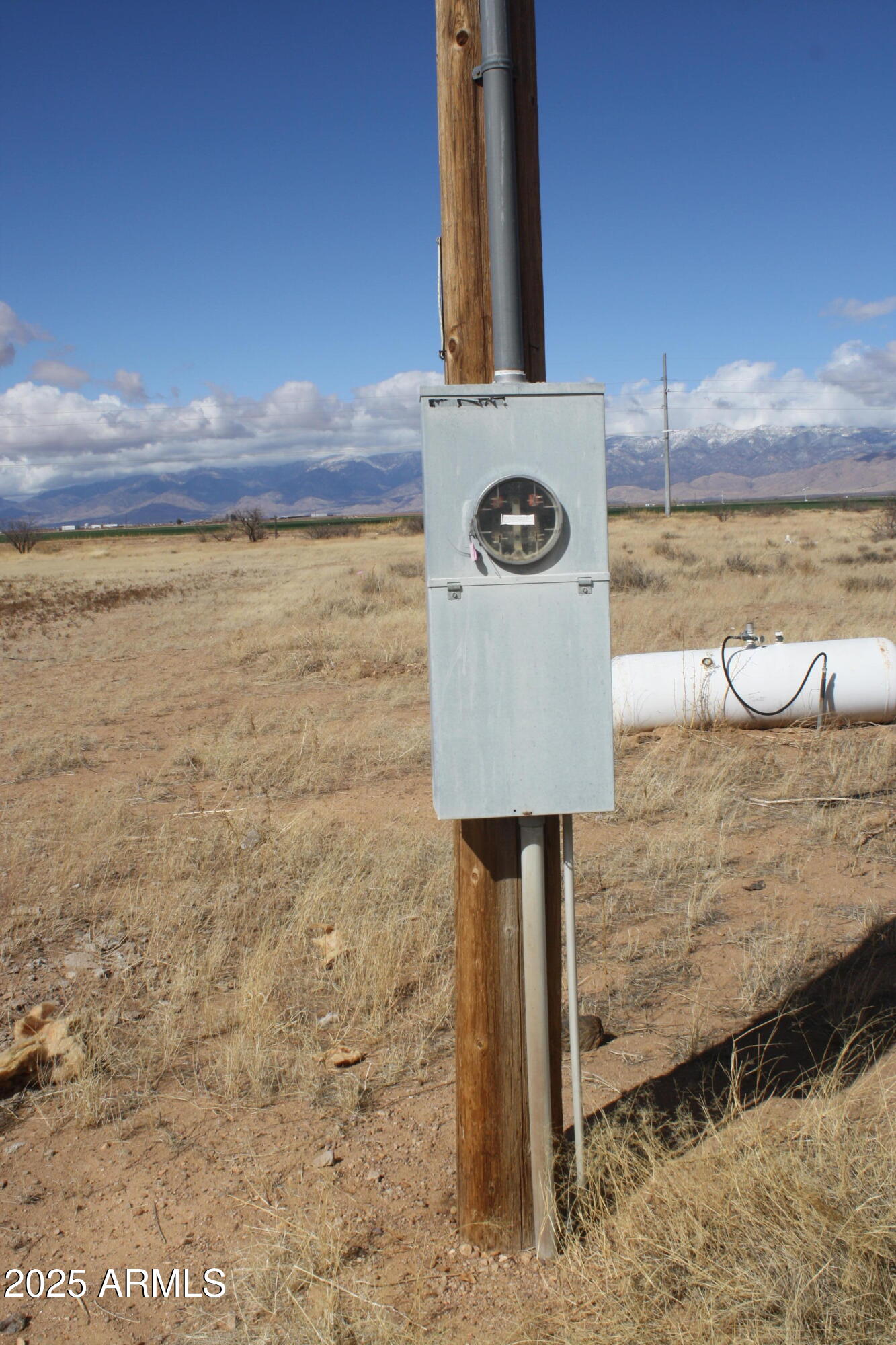 5886 West Howell Road, Unit 13 AND 20 Willcox, AZ 85643 - Photo 13 of 29 a close view of sink