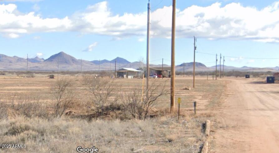 5886 West Howell Road, Unit 13 AND 20 Willcox, AZ 85643 - Photo 18 of 29 a view of lake with mountain