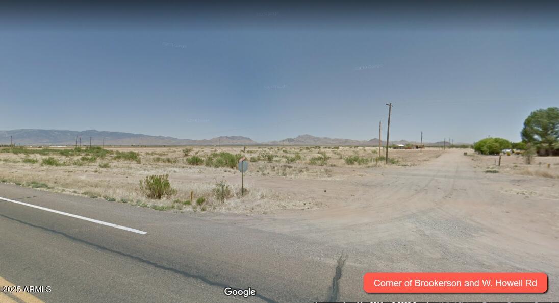 5886 West Howell Road, Unit 13 AND 20 Willcox, AZ 85643 - Photo 21 of 29 a view of a road with an ocean view