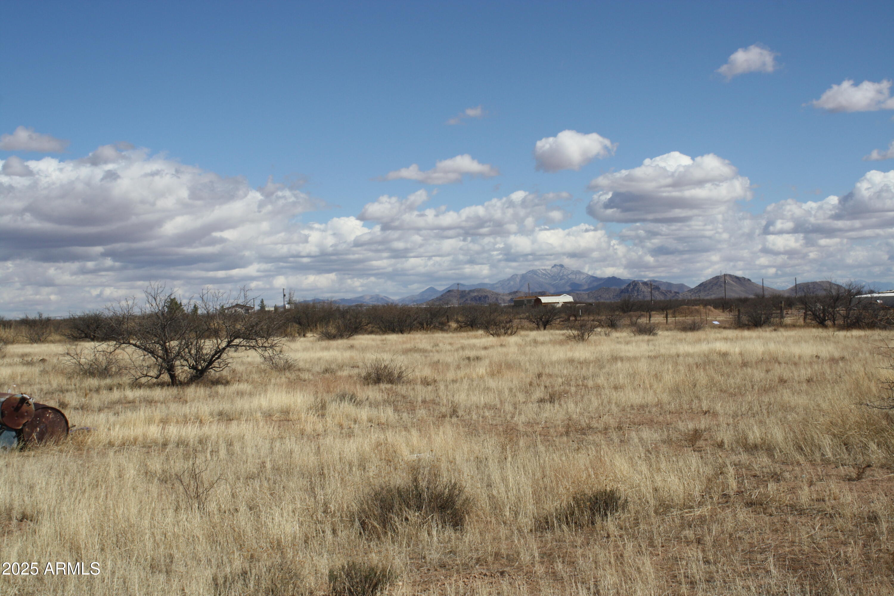 5886 West Howell Road, Unit 13 AND 20 Willcox, AZ 85643 - Photo 7 of 29 a view of a lake and mountain