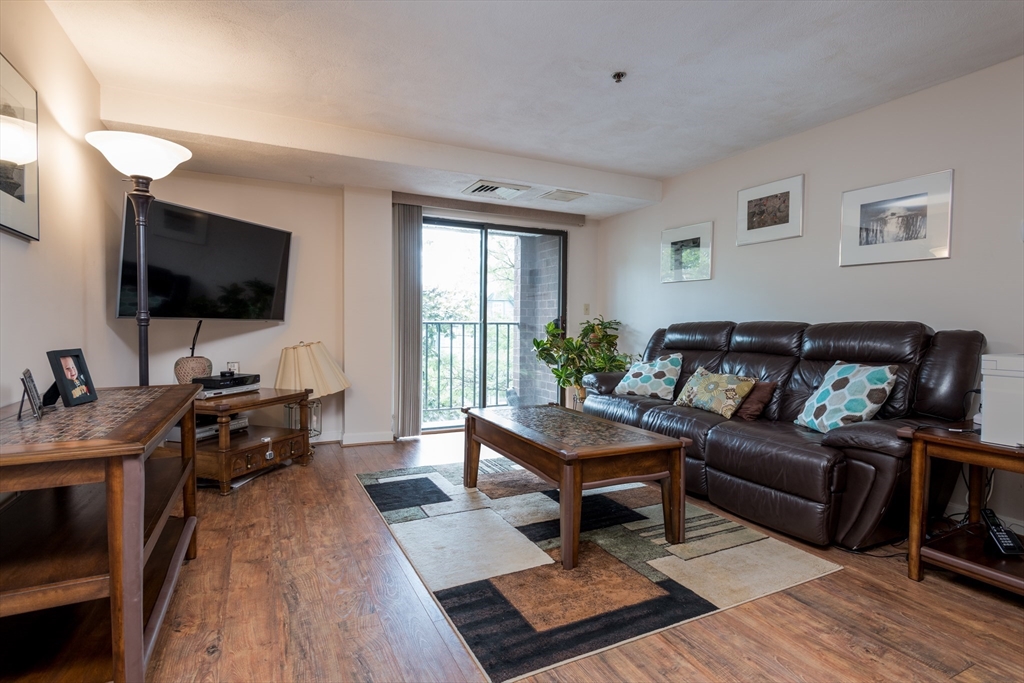 39 Parlin Street, Unit 201 Everett, MA 02149 - Photo 7 of 14