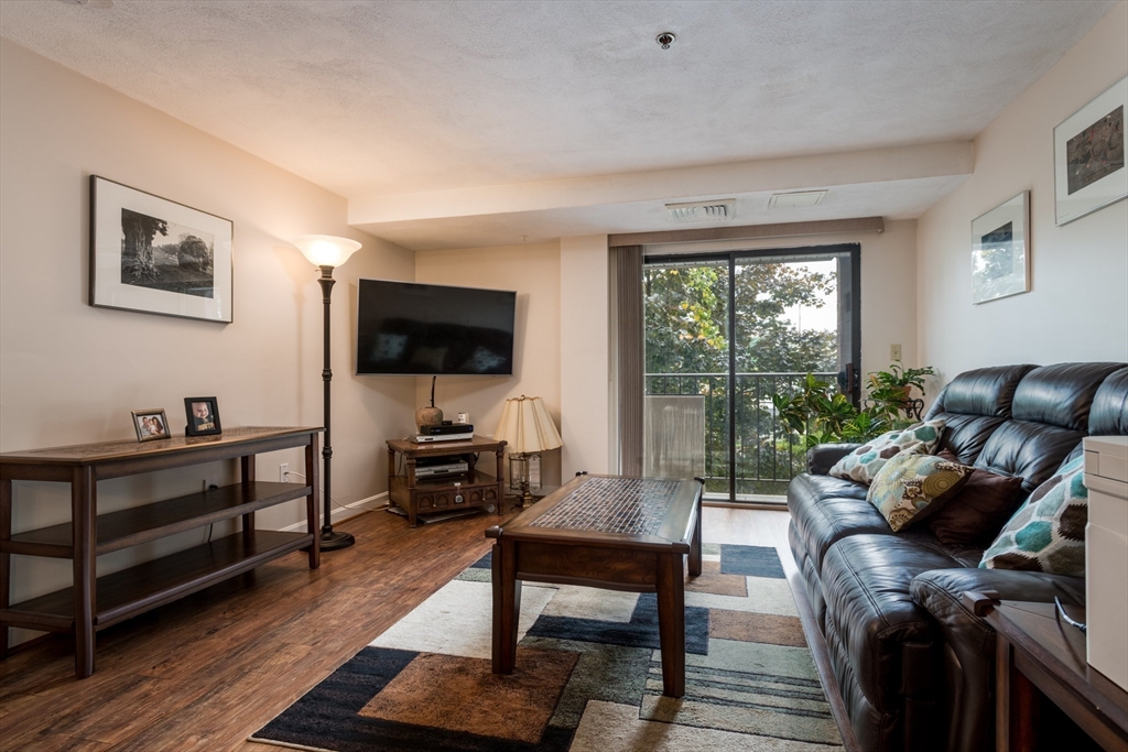 39 Parlin Street, Unit 201 Everett, MA 02149 - Photo 8 of 14