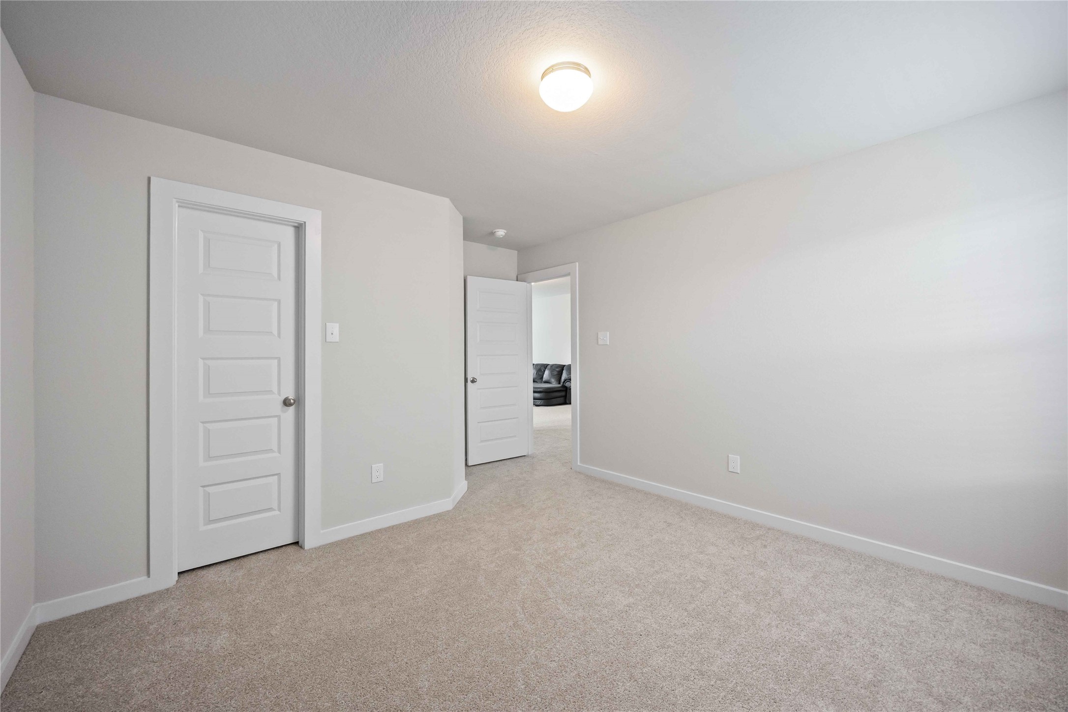 15038 Timberson Rdg Lane Houston, TX 77090 - Photo 25 of 29 an empty room with an entryway