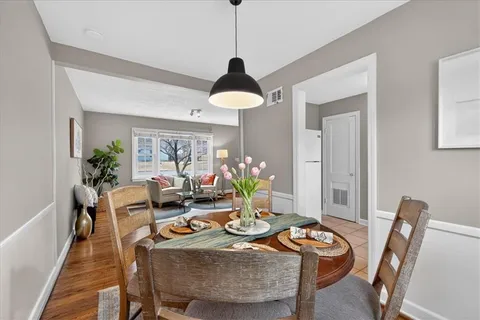 $270,000 | 5048 Canterbury, Roeland Park, KS 66205