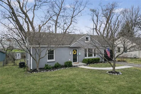 $270,000 | 5048 Canterbury, Roeland Park, KS 66205