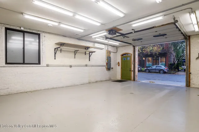 a view of a storage & utility room