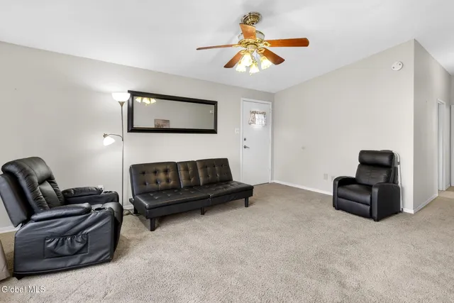 $285,000 | 32 Dover Drive, Colonie, NY 12110