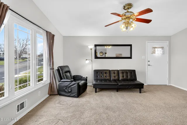 $285,000 | 32 Dover Drive, Colonie, NY 12110