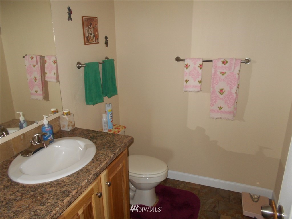 2260 East Wellsandt Road Ritzville, WA 99169 - Photo 11 of 23