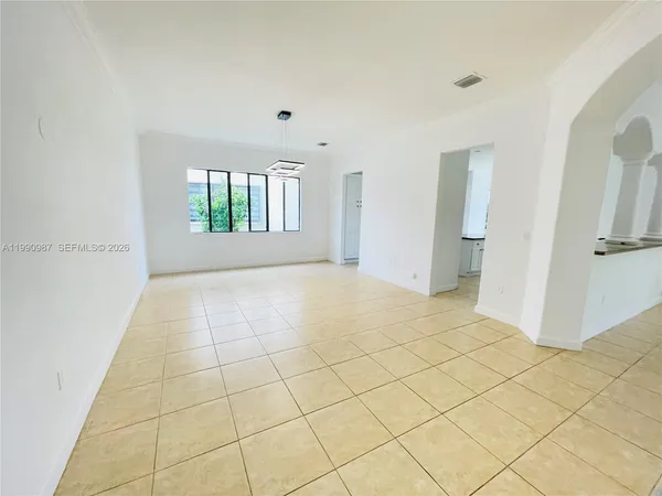 $7,500 | 19343 Southwest 79th Avenue, Cutler Bay, FL 33157