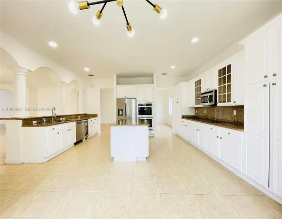 $7,500 | 19343 Southwest 79th Avenue, Cutler Bay, FL 33157