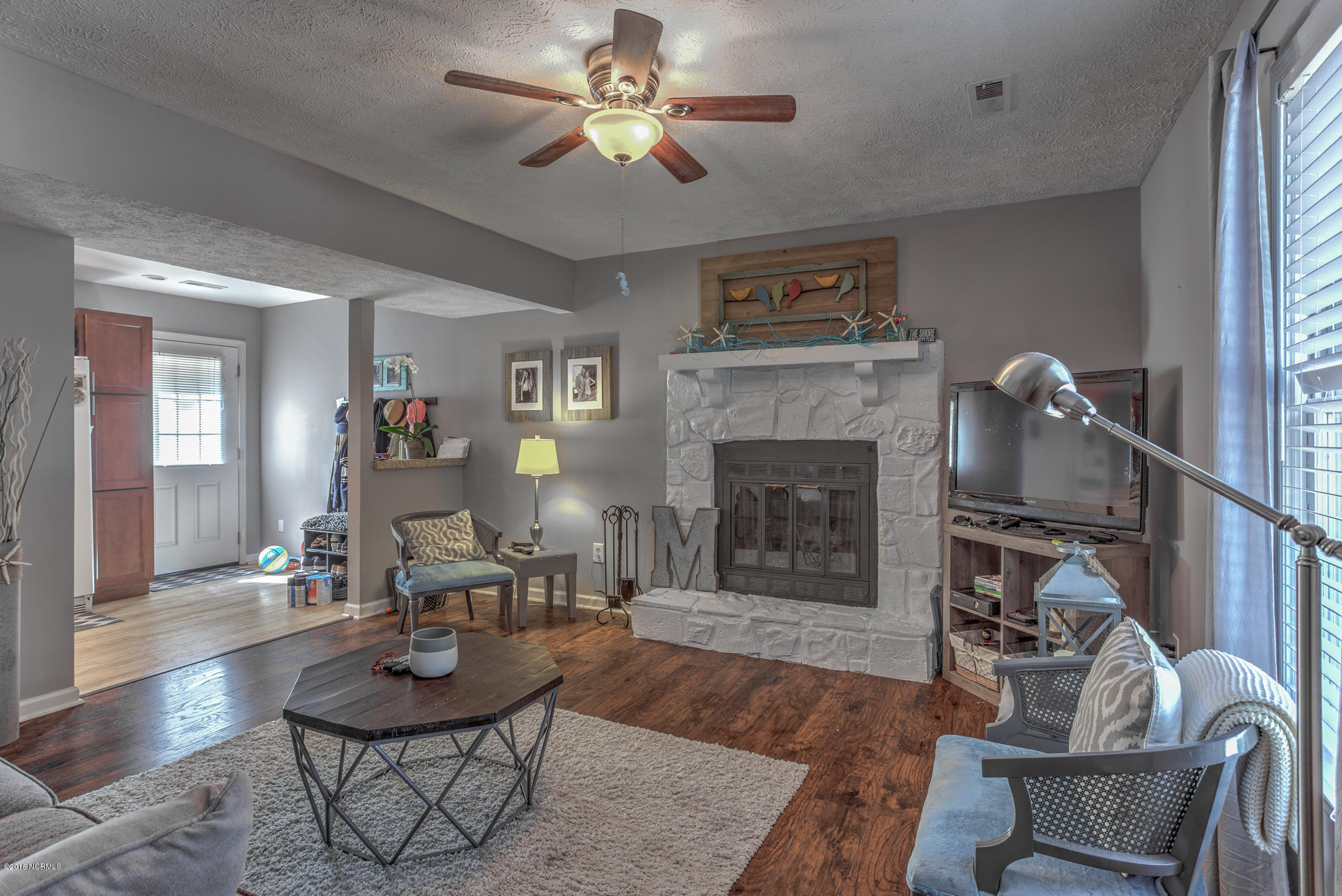205 Brookview Road Wilmington, NC 28409 - Photo 8 of 28 205 Brookview-11