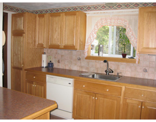 8 Billings Road Rehoboth, MA 02769 - Photo 12 of 30 Gallery Image 12