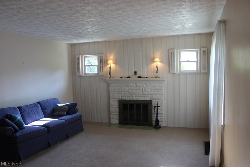 4239 20th Street Northwest Canton, OH 44708 - Photo 4 of 34 Gallery Image 4