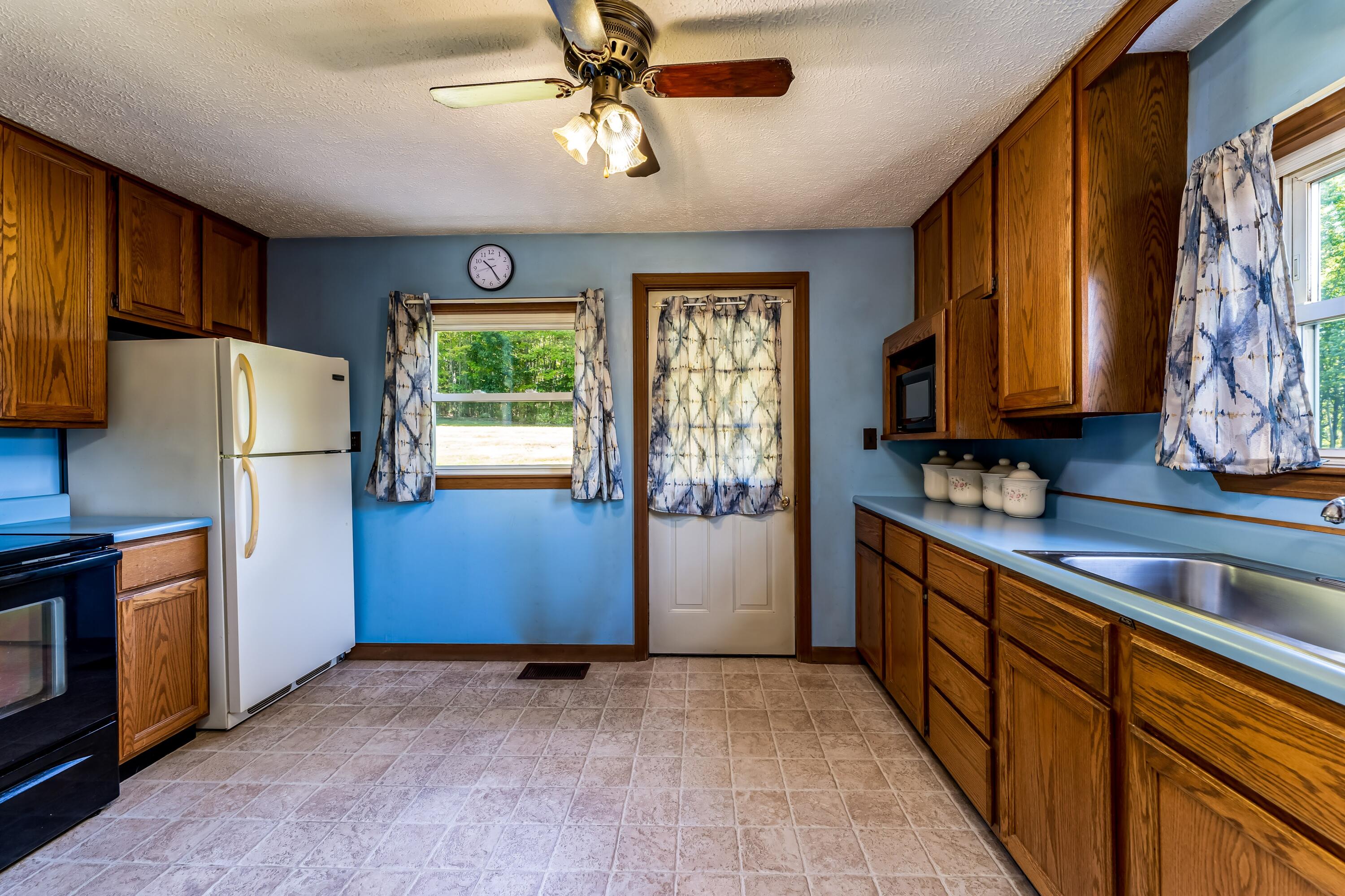 388 Hallowell Road Augusta, ME 04330 - Photo 12 of 38 DSC04987-HDR-Edit