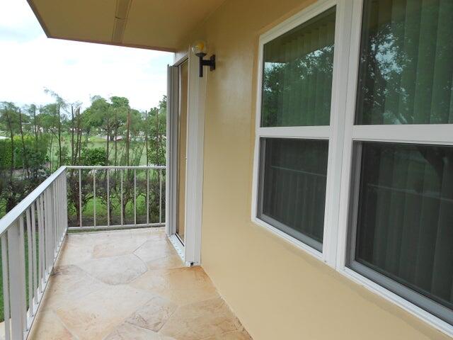 457 Flanders I, Unit 457 Delray Beach, FL 33484 - Photo 12 of 13