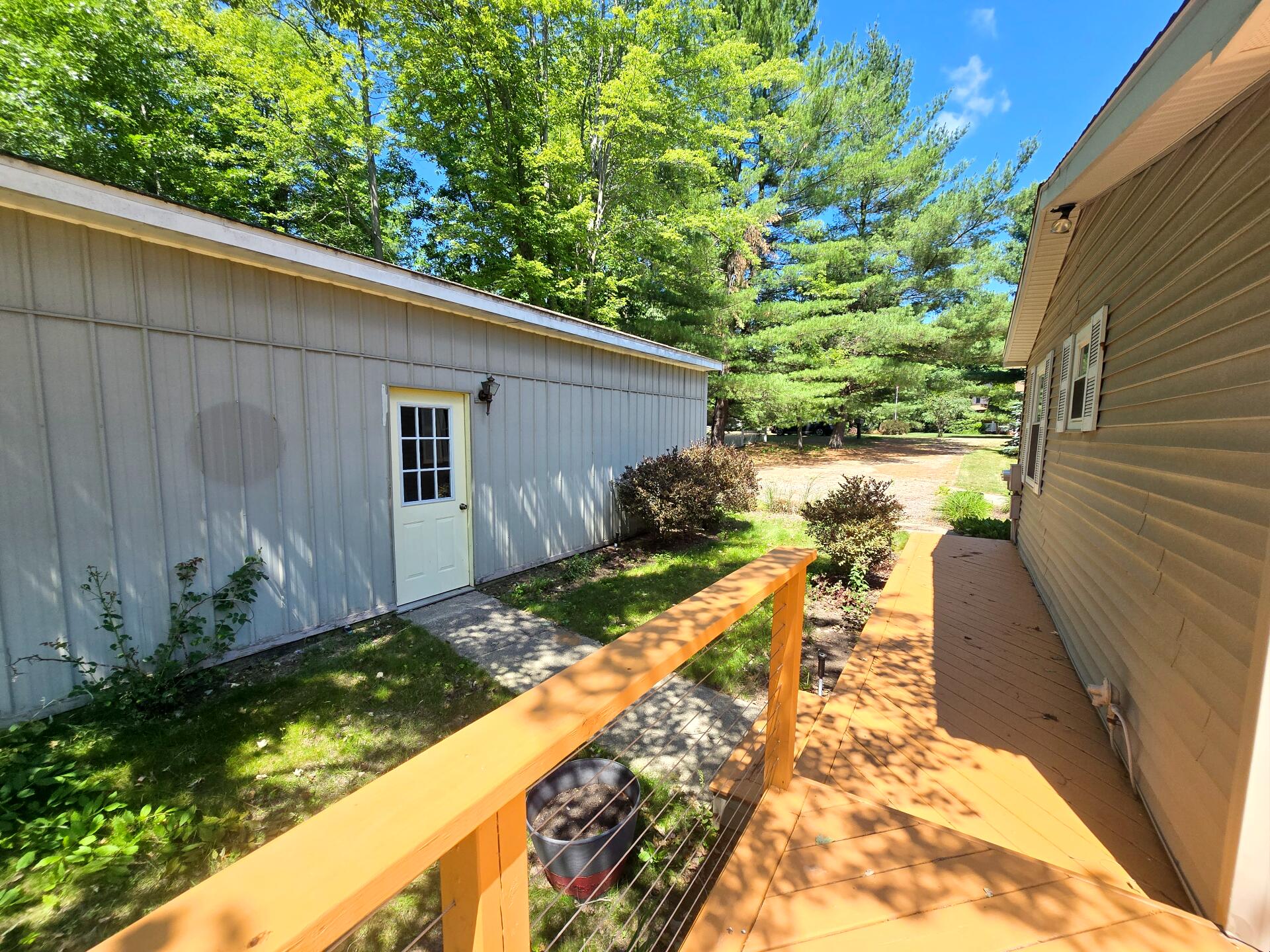 658 Rivers Terrace Road Gladwin, MI 48624 - Photo 29 of 37 Gallery Image 29