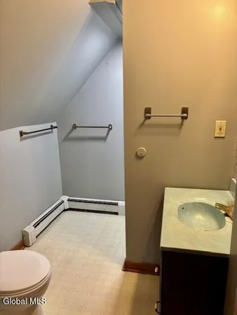 $224,900 | 36 Archibald Street, Colonie, NY 12189