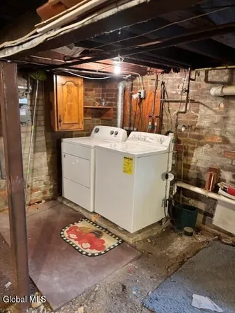 $224,900 | 36 Archibald Street, Colonie, NY 12189