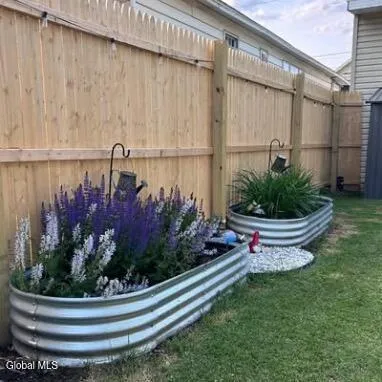 $224,900 | 36 Archibald Street, Colonie, NY 12189