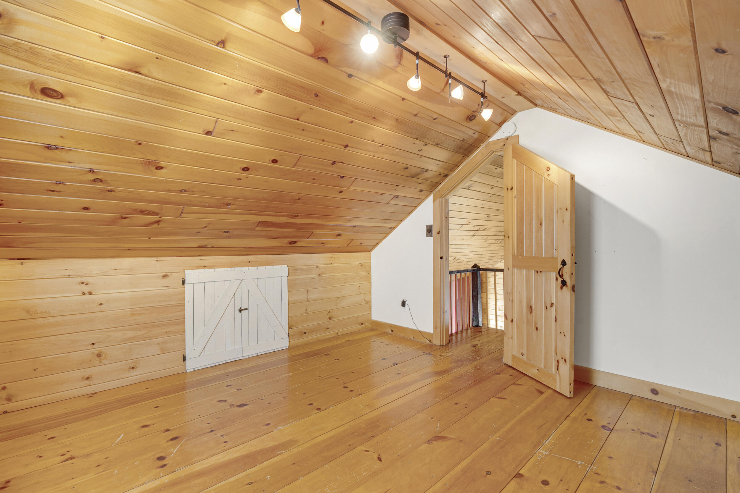 182 Chestnut Knoll Road Bethel, ME 04217 - Photo 23 of 43 28_182chestnutknoll-23