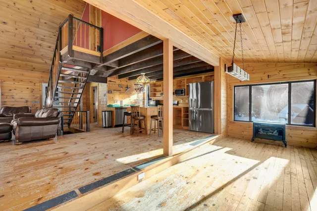 $439,900 | 182 Chestnut Knoll Road, Bethel, ME 04217