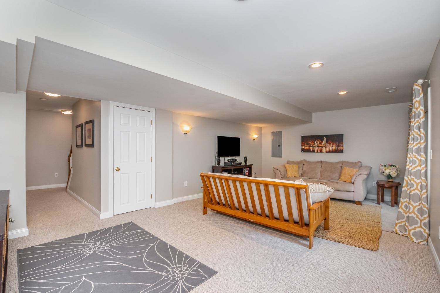 8352 Benton Ridge Lane Cincinnati, OH 45255 - Photo 29 of 35 Gallery Image 29