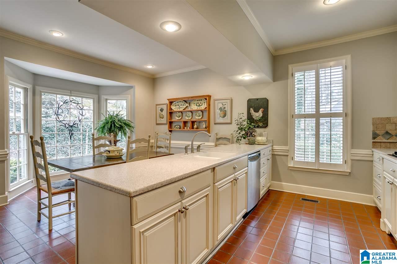 3667 Brookwood Road Birmingham, AL 35223 - Photo 12 of 34