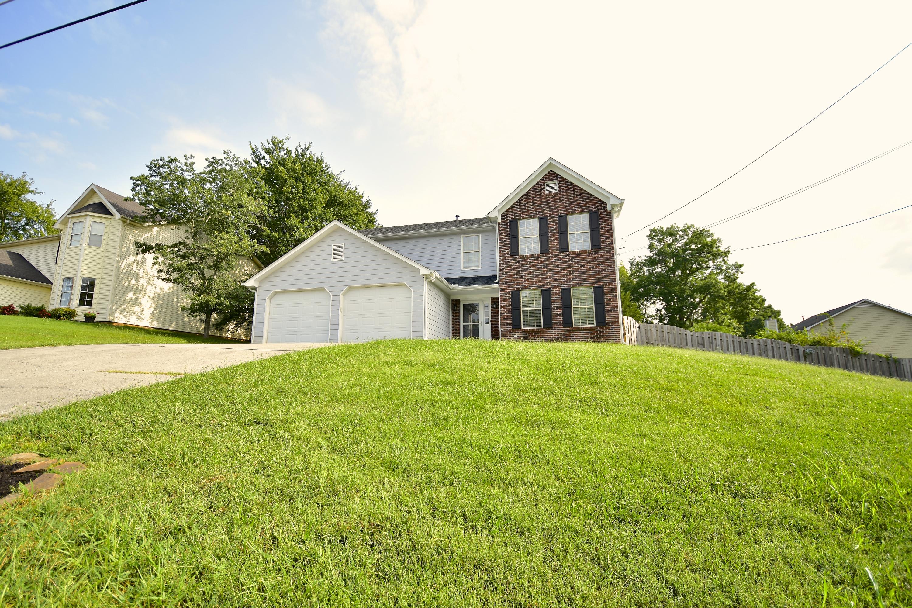 1632 Cheney Road Knoxville, TN 37922 - Photo 2 of 26 _DSC0997