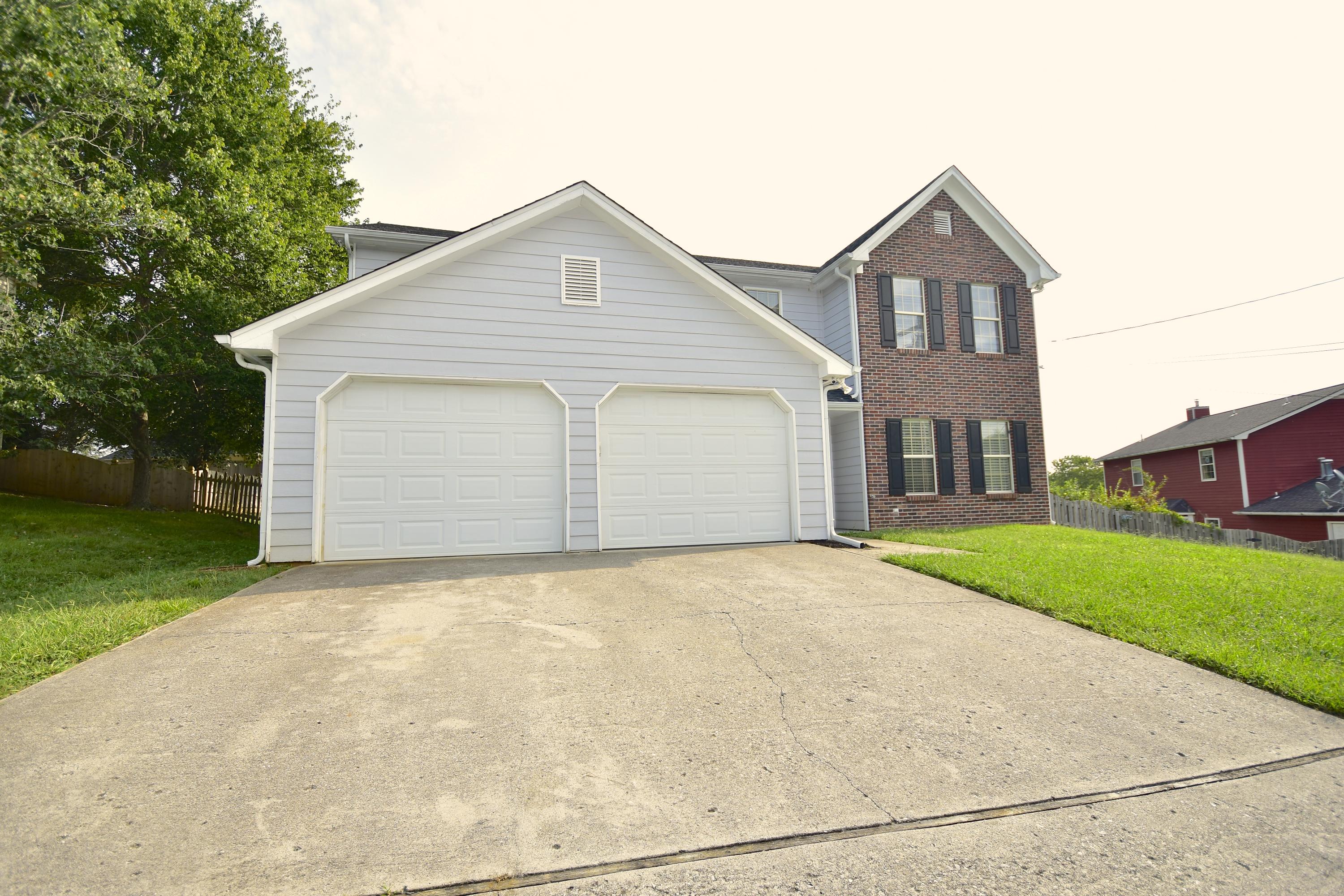 1632 Cheney Road Knoxville, TN 37922 - Photo 3 of 26 _DSC1000