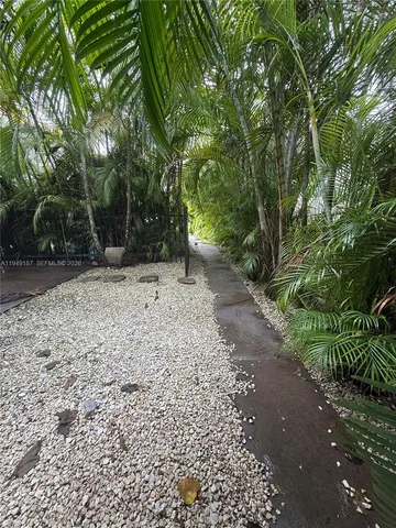 $2,500 | 3131 Carter Street, Unit 3131, Miami, FL 33133