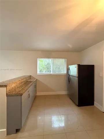 $2,500 | 3131 Carter Street, Unit 3131, Miami, FL 33133