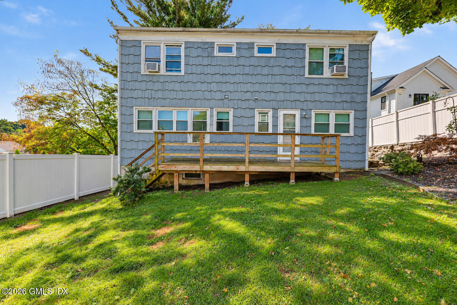 74 View Street West, Unit WEST Greenwich, CT 06830 - Photo 7 of 19 7 - 74 View St W