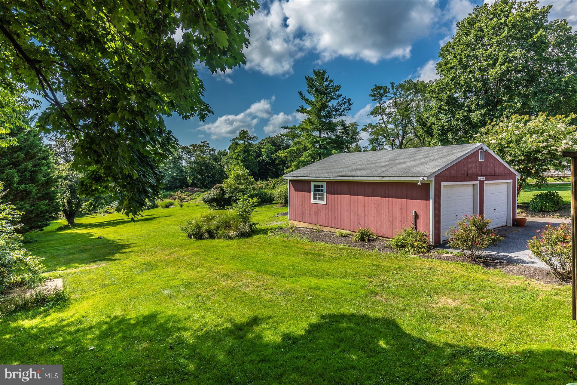 25806 Ridge Road Damascus, MD 20872 - Photo 7 of 30 View