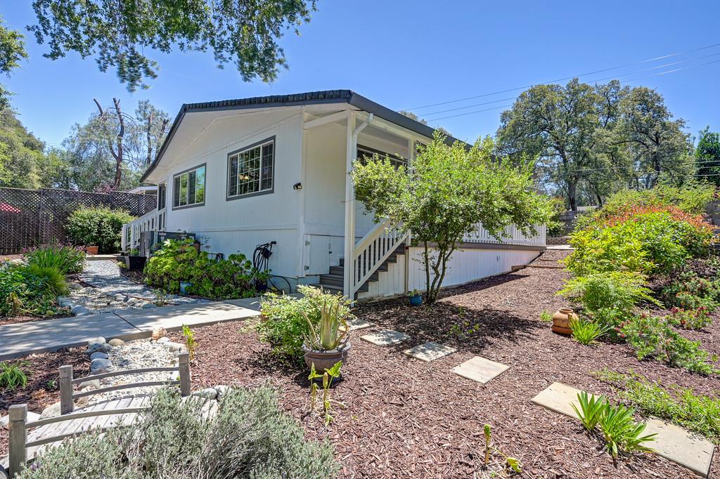 11375 Dry Creek Road Auburn, CA 95602 - Photo 6 of 33