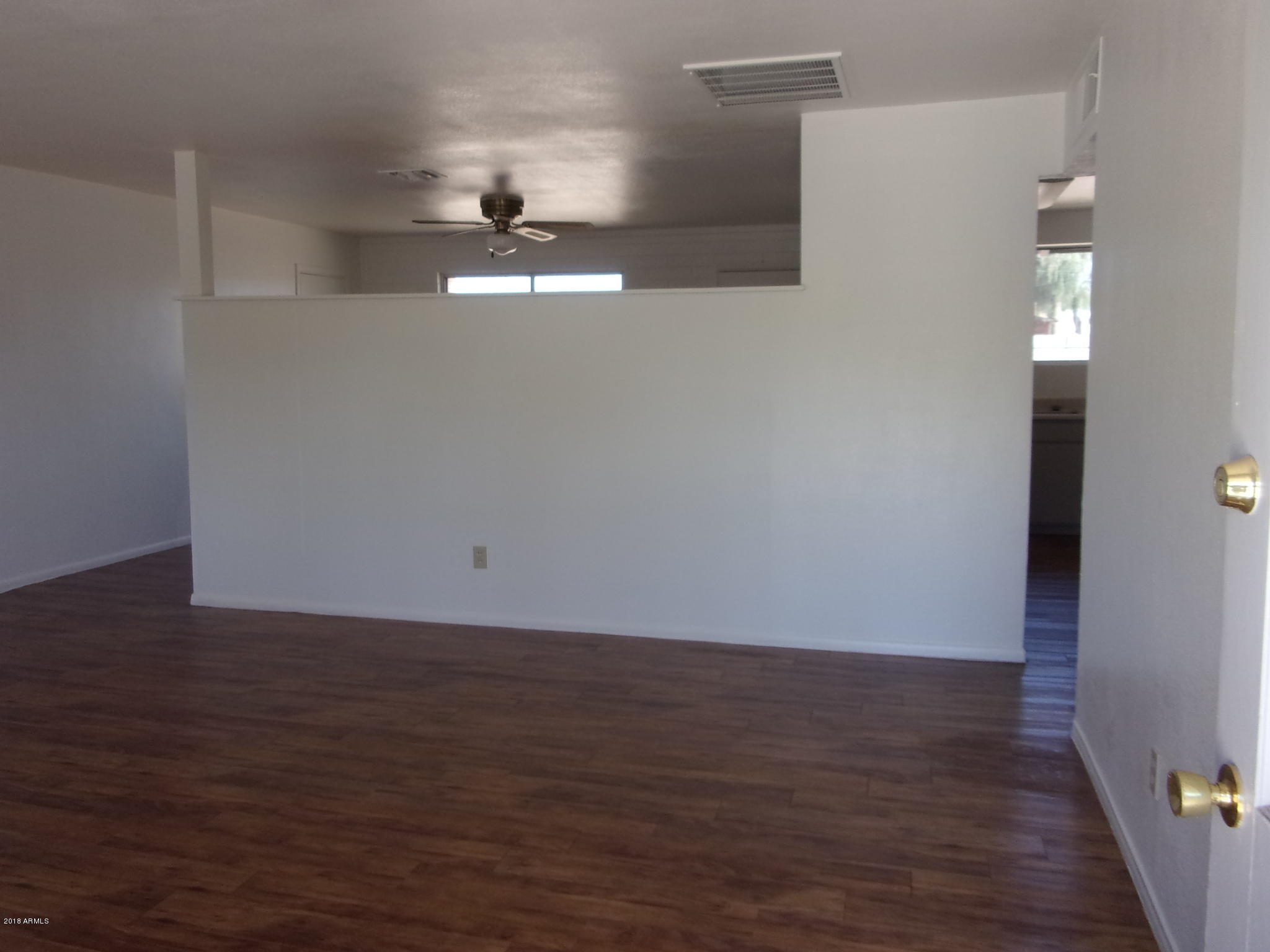 4730 West Osborn Road Phoenix, AZ 85031 - Photo 3 of 20 3_Living