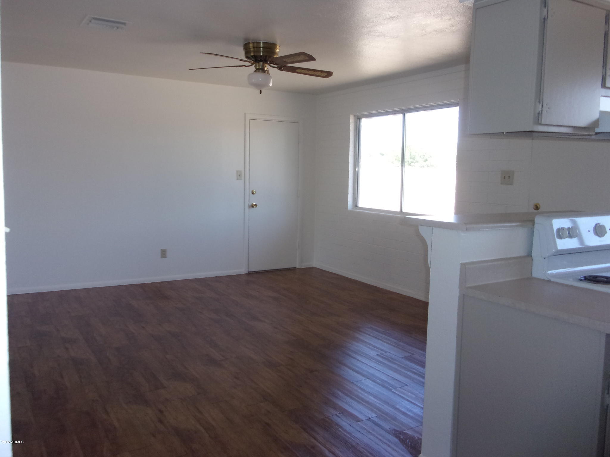 4730 West Osborn Road Phoenix, AZ 85031 - Photo 8 of 20 8_Kitchen