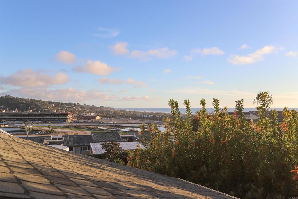 307 Shoemaker Lane Solana Beach, CA 92075 - Photo 8 of 31 a view of a terrace with lawn chairs